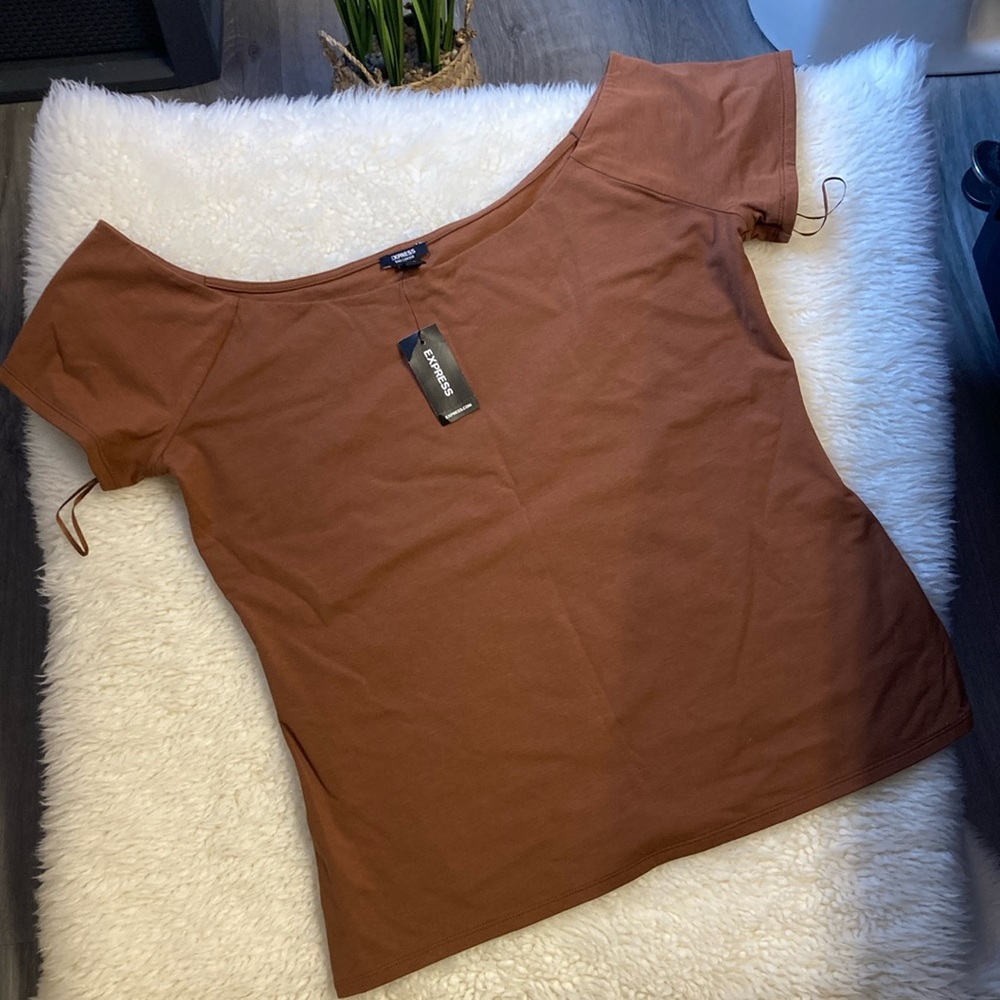 EXPRESS Body Contour Hi Compression Crew Neck Crop Top Brown Short Sleeve Size L